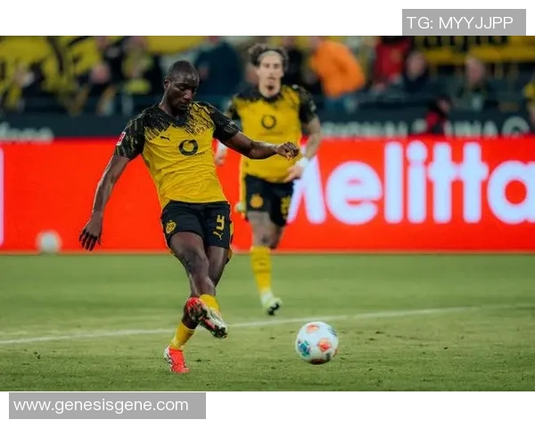 德甲精彩对决多特蒙德3-0战胜那不勒斯绝杀瞬间引发全场狂欢 德甲精彩对决多特蒙德3-0战胜那不勒斯绝杀瞬间引发全场狂欢