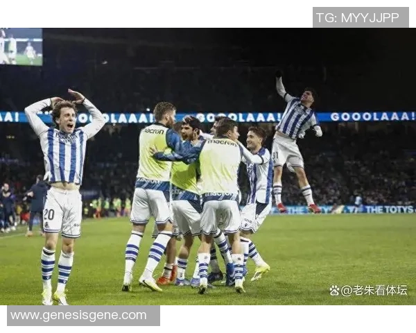 西甲激战：那不勒斯逆转切尔西上演惊天大逆转全场沸腾