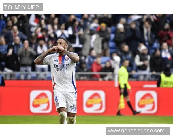 欧联杯精彩对决：里昂顽强逼平巴黎圣日耳曼引发全场热议