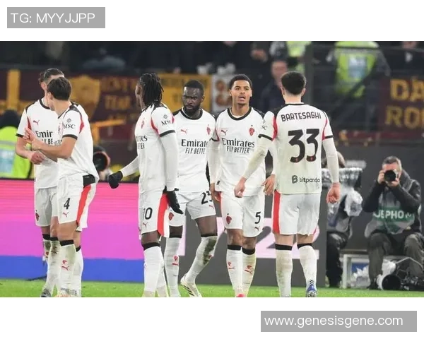 世界杯精彩对决AC米兰逆转那不勒斯帽子戏法点燃全场激情